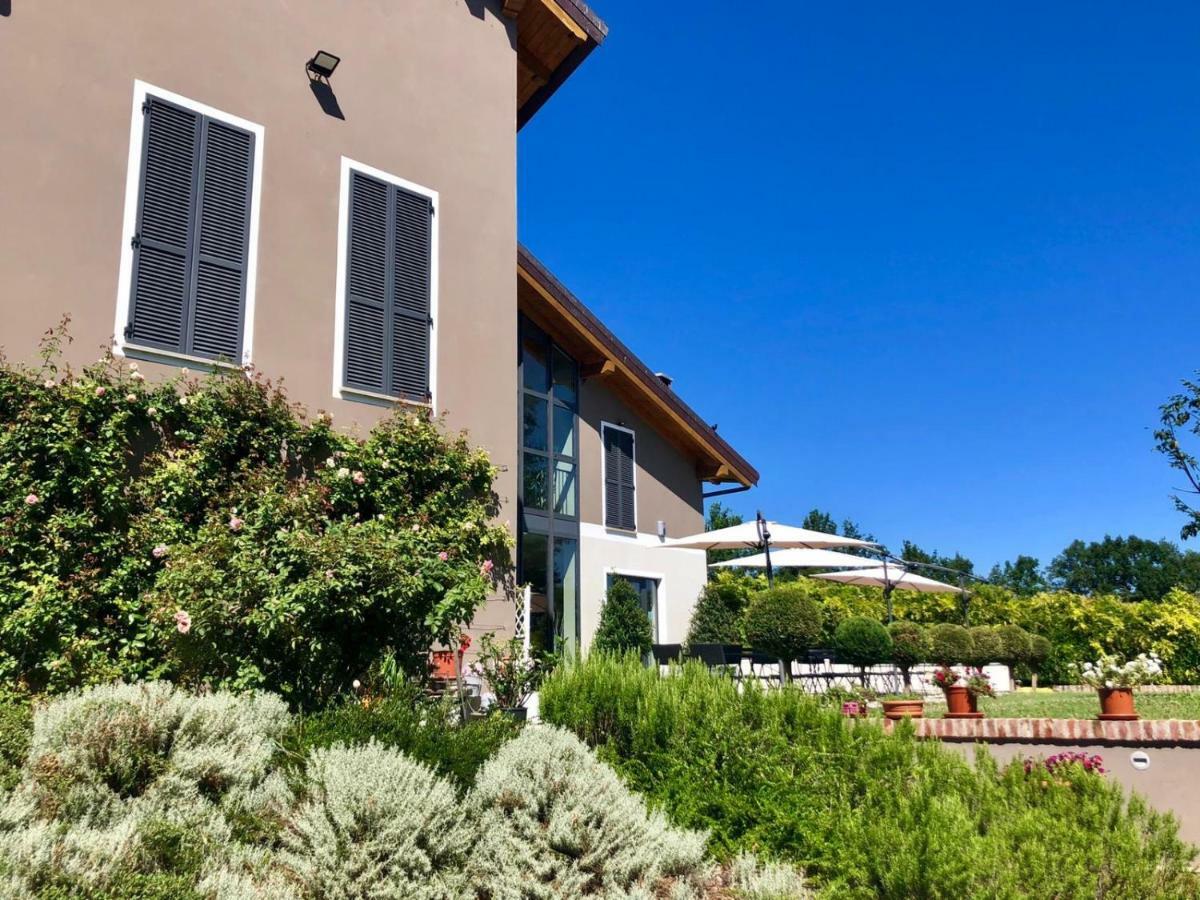Hotel Cascina Castagneto CastellʼAlfero Exterior foto